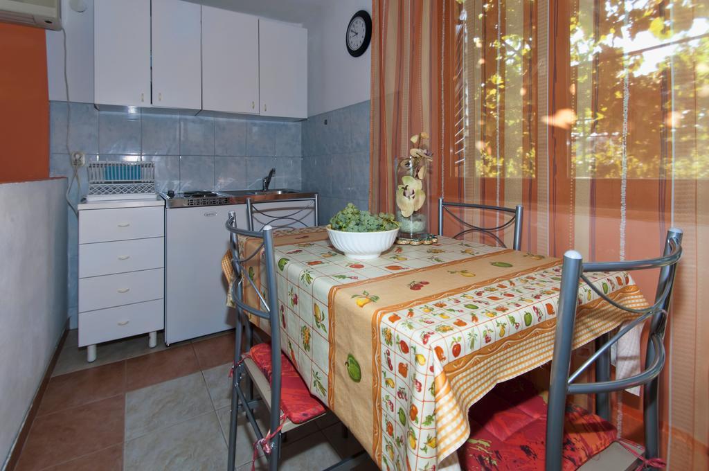 Apartment Dinono Pula Zewnętrze zdjęcie